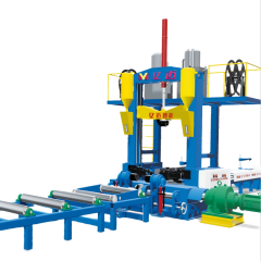 Automatic hydraulic centering device aligning H beam flange and web on all-in-one fabrication machine