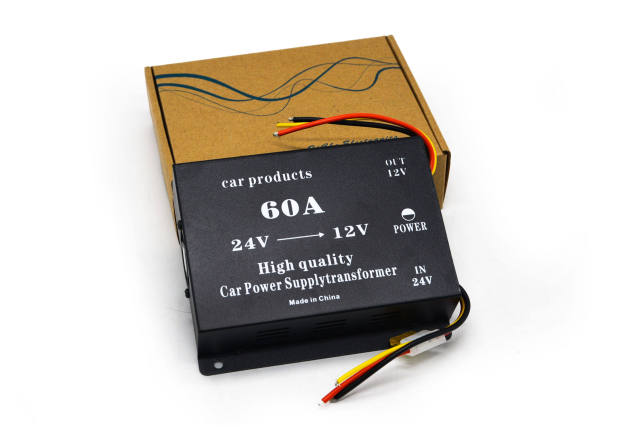 60A power supply transformer DC 24V to DC 12V converter for cars