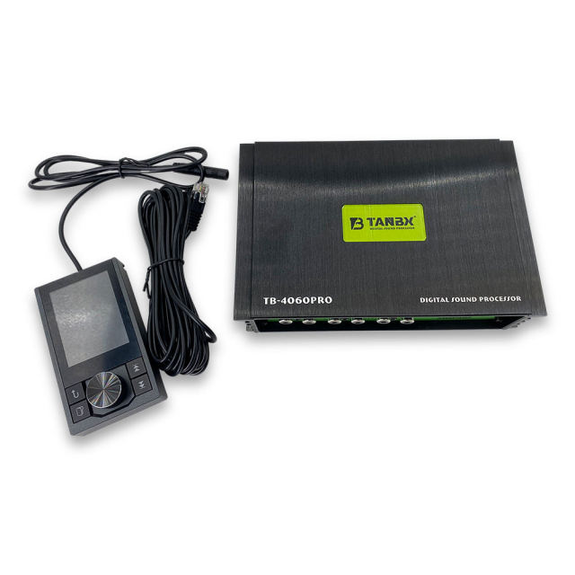 4-channel 4Ω car amplifier