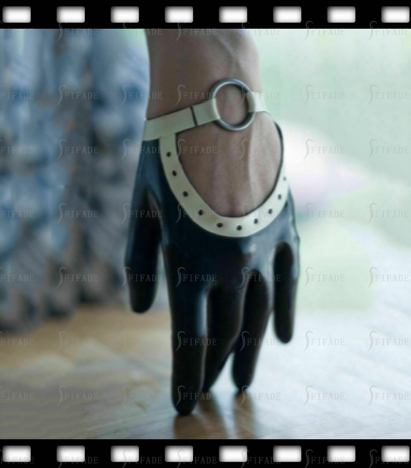 Latex Short Gloves Snookers Gloves Cool O-Ring Unisex Customized 0.4mm