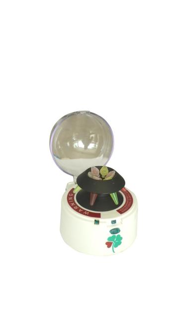 The palm and mini centrifuges