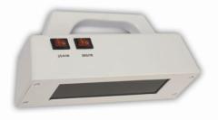 Portable UV analyzer