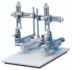 Stereotaxic Instrument