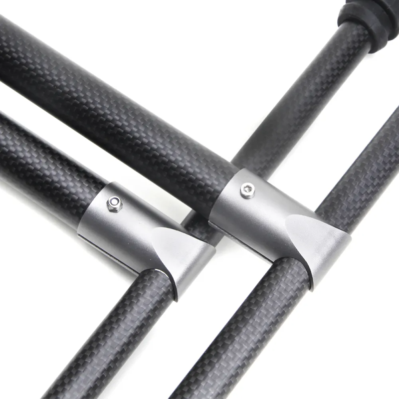 T-junction for the landing gear for quadcopter of lightning