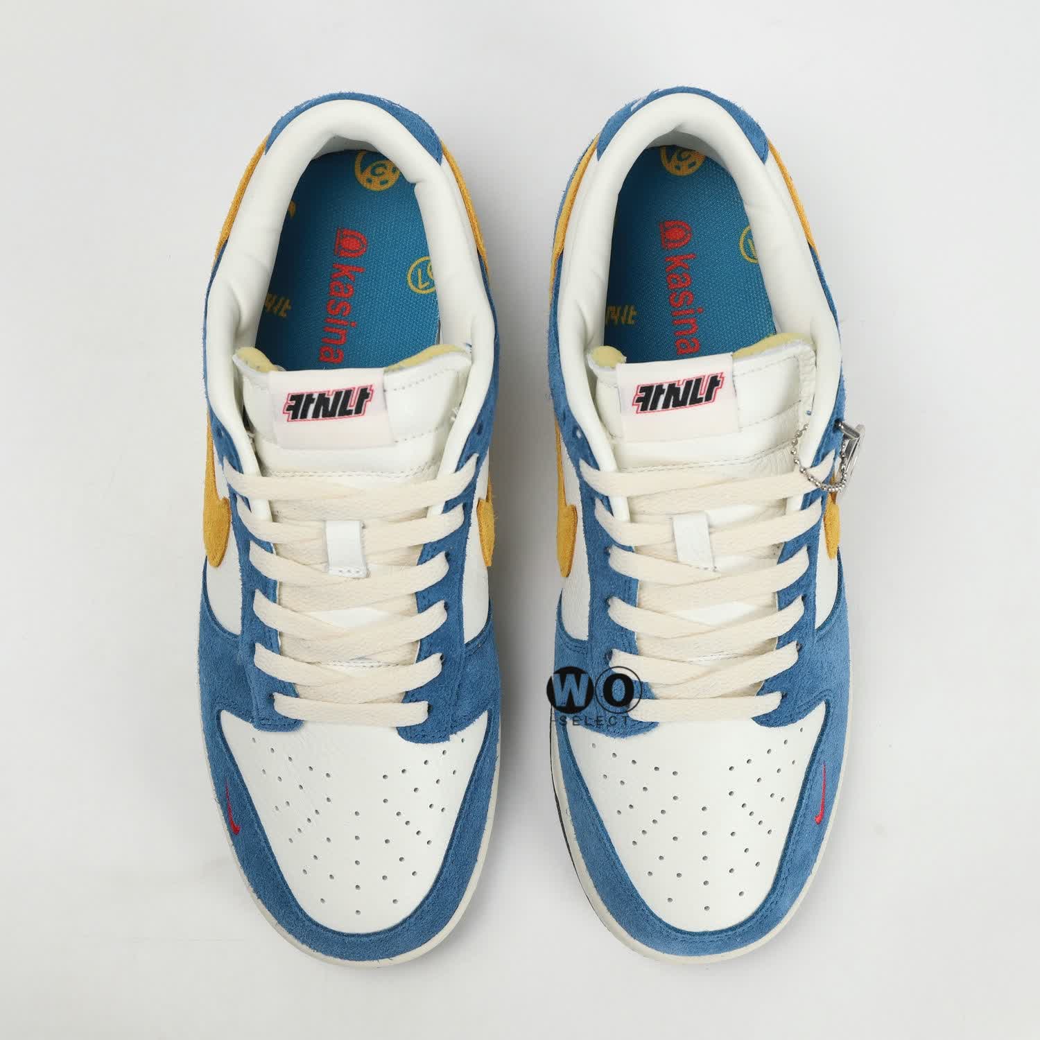 Kasina x Nike Dunk Low 80s Bus CZ6501-100