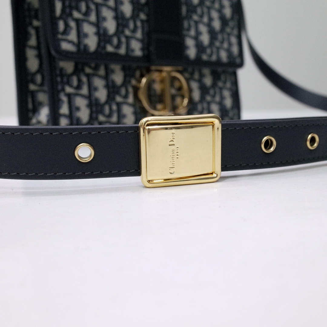 D1or Ladies Bag 30 Montaigne Small Bag Black Beige Oblique Jacquard 21 x 13.5 x 7cm