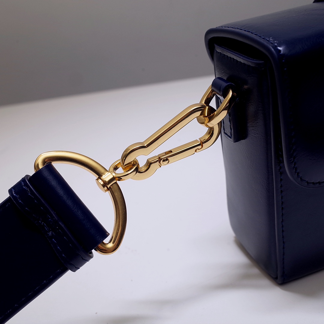 Dior Ladies Bag 30 Montaigne MiniBox 9008S Navy Leather 17.5*11.5*5cm
