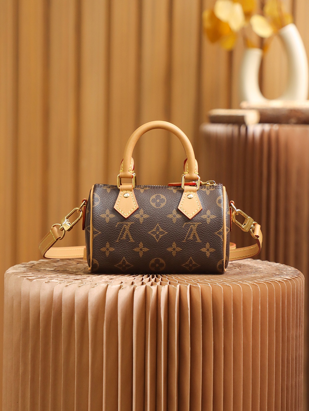 M81085 LV Nano Speedy Ladies Bag Monogram Canvas 16x10x7.5cm