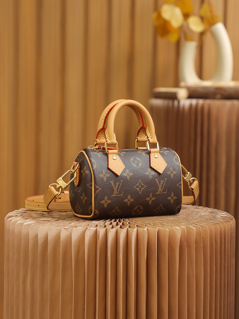 M81085 LV Nano Speedy Ladies Bag Monogram Canvas 16x10x7.5cm