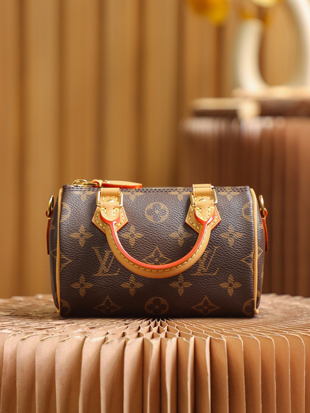 M81085 LV Nano Speedy Ladies Bag Monogram Canvas 16x10x7.5cm