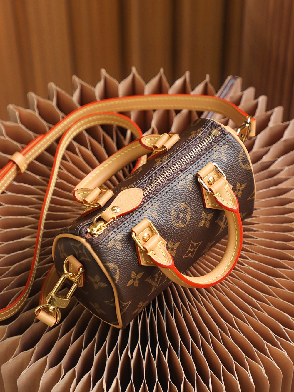 M81085 LV Nano Speedy Ladies Bag Monogram Canvas 16x10x7.5cm