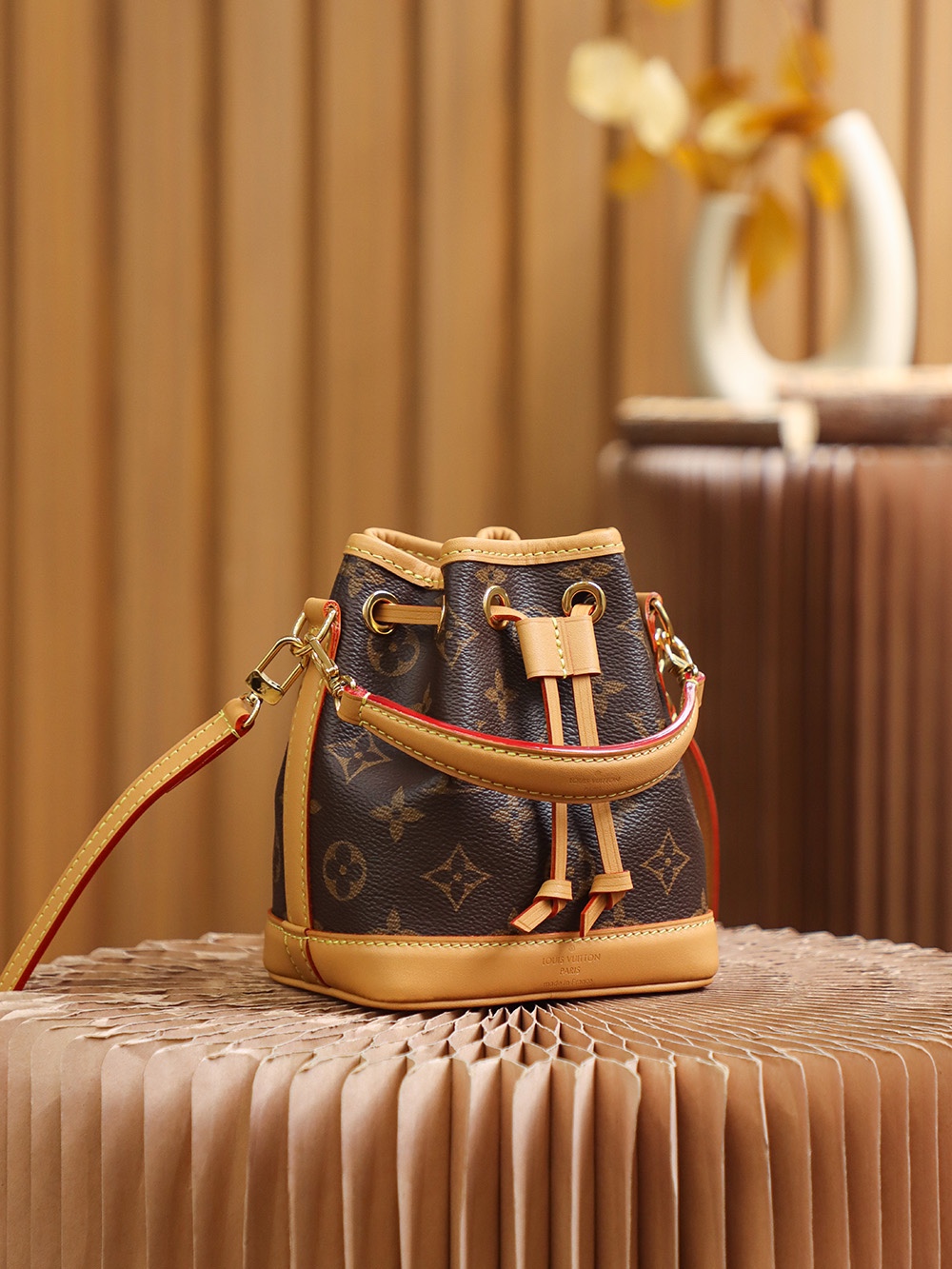 M81266 LV Nano Noé Ladies Bag Monogram Canvas 13x16x10cm
