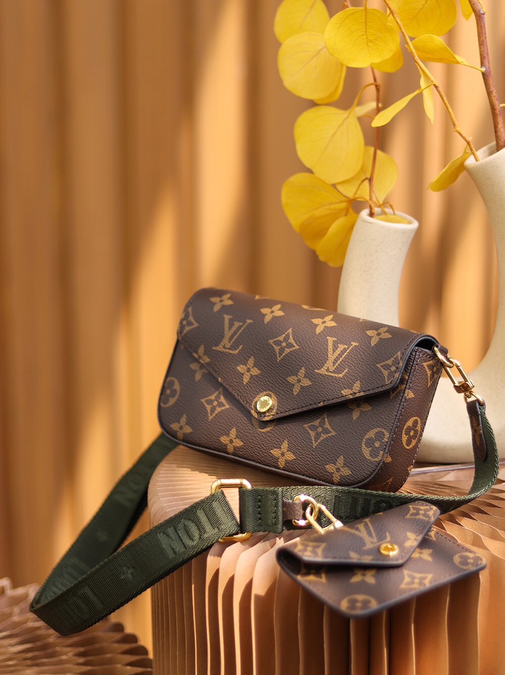 M80091 LV Félicie Strap &amp; Go Ladies Bag Monogram Khaki GreenEbony 17x9.6x3.5cm