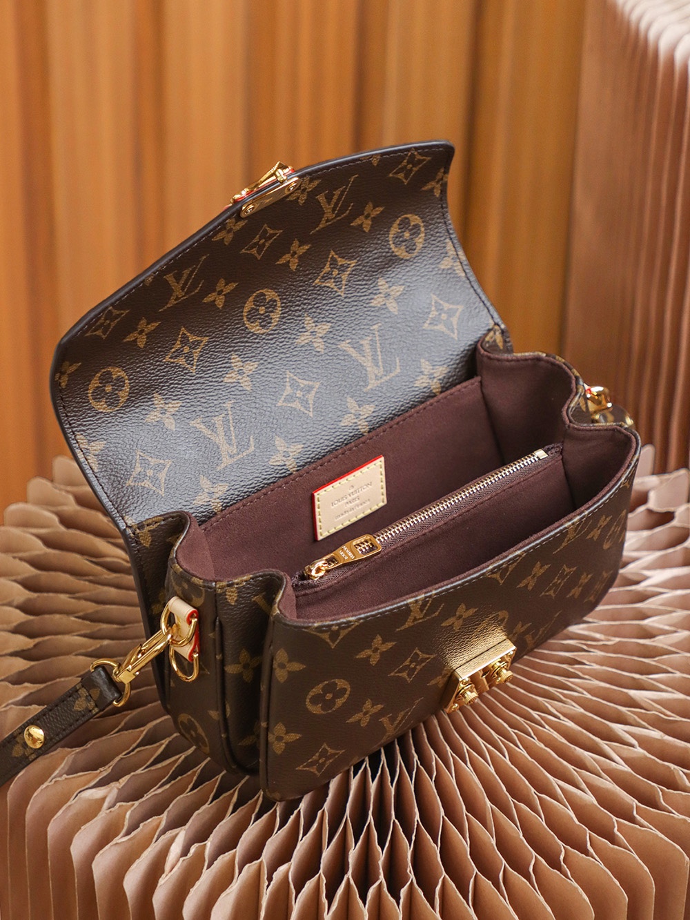 M46279 LV Pochette Métis East West Ladies Bag Monogram Canvas 21.5x13.5x6cm