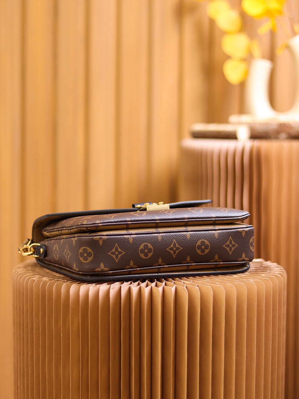 M44876 LV Pochette Métis Ladies Bag Monogram Reverse Canvas 25x19x7cm