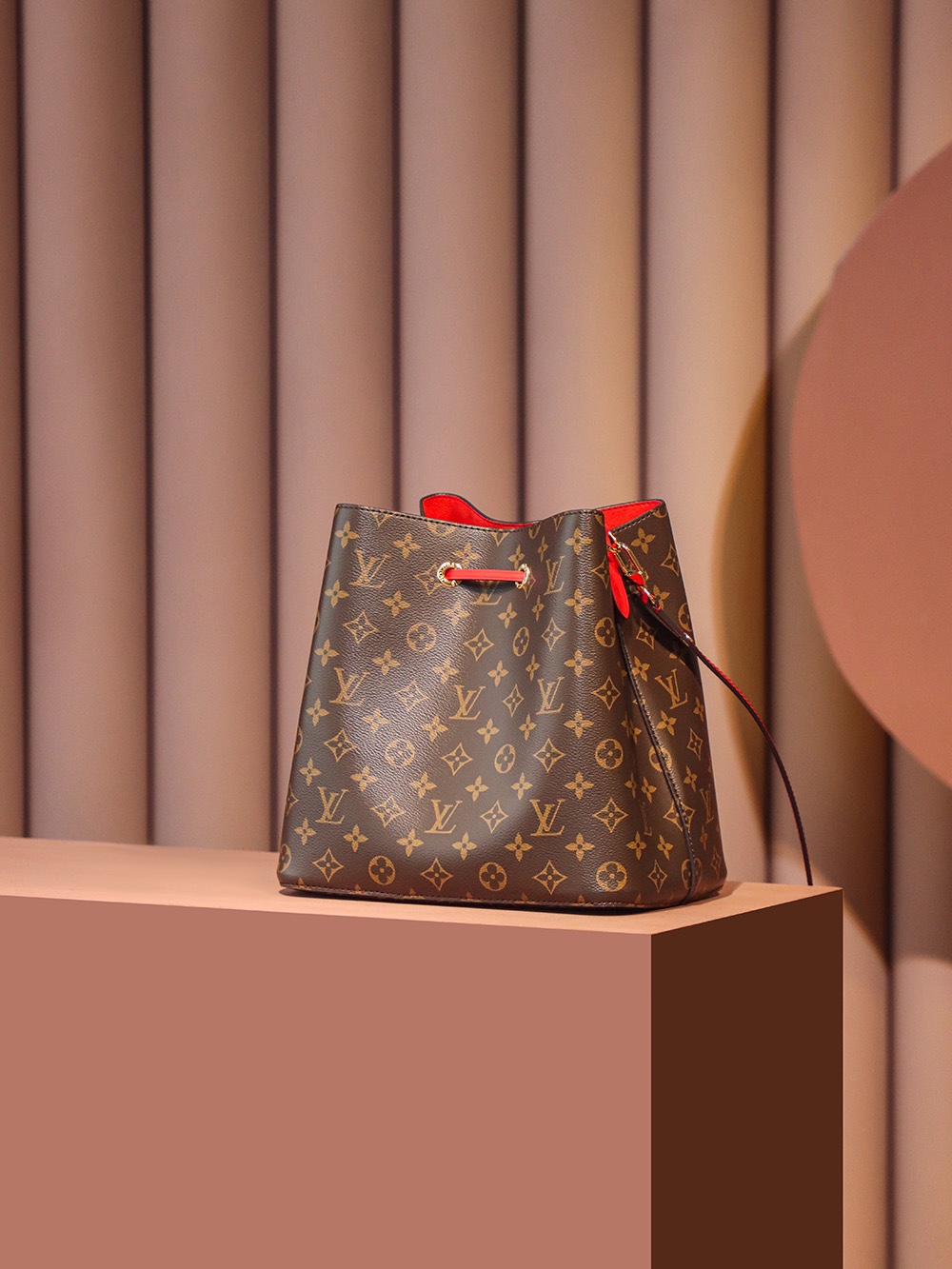 M44021 1V NéoNoé Bucket Ladies Bag Monogram Canvas Coquelicot 26x26x17.5cm