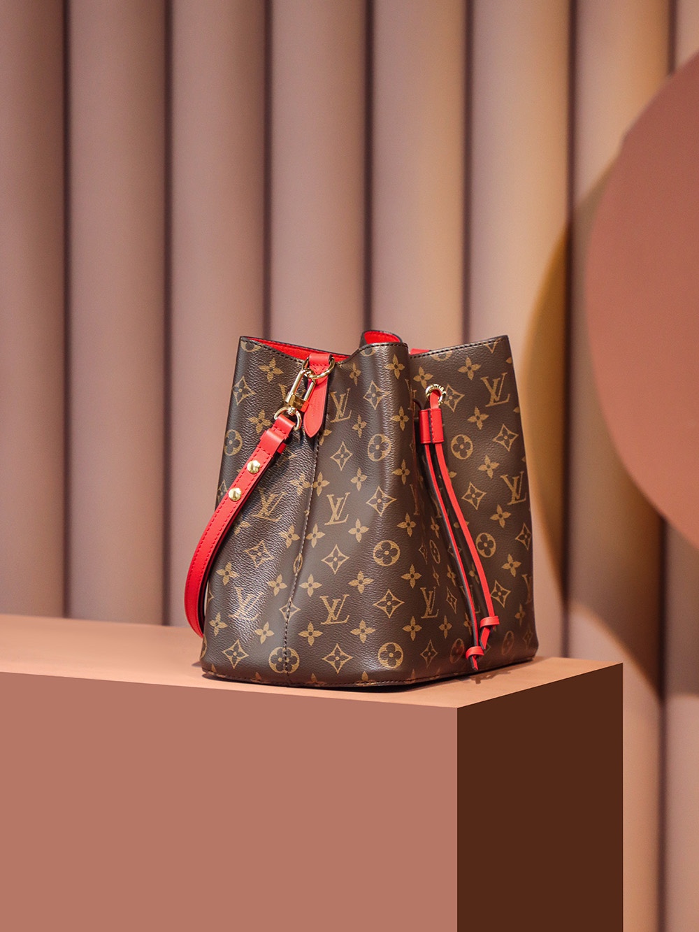 M44021 1V NéoNoé Bucket Ladies Bag Monogram Canvas Coquelicot 26x26x17.5cm