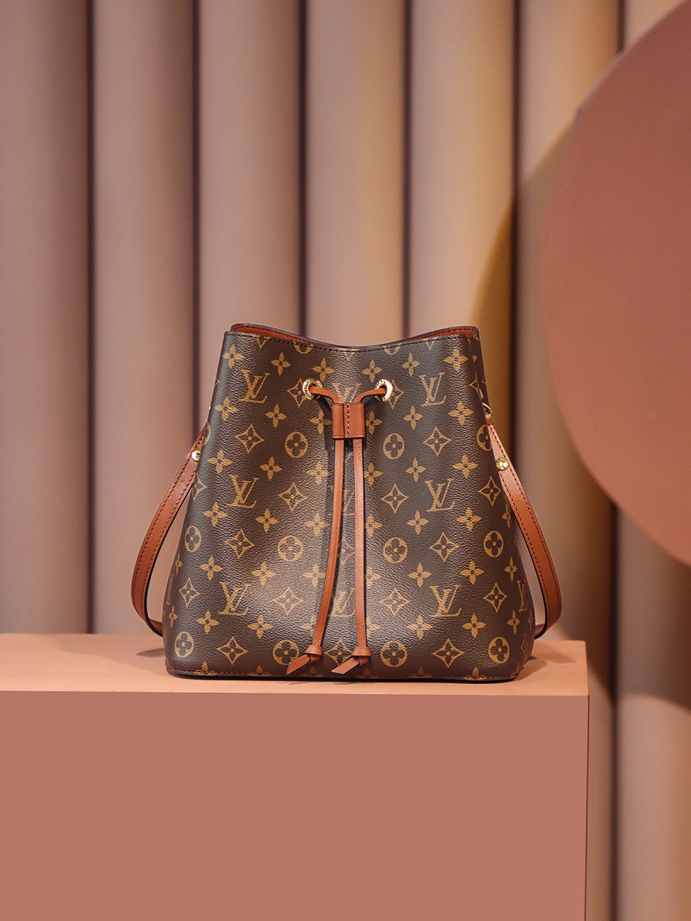 M44887 1V NéoNoé Bucket Ladies Bag Monogram Canvas Caramel 26x26x17.5cm