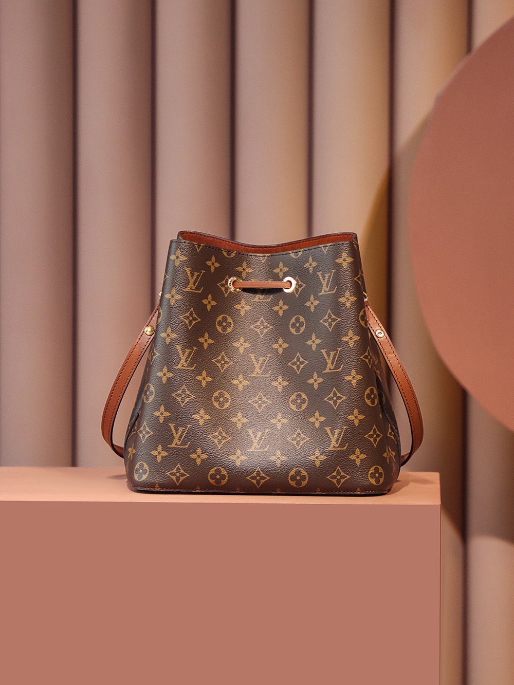 M44887 1V NéoNoé Bucket Ladies Bag Monogram Canvas Caramel 26x26x17.5cm