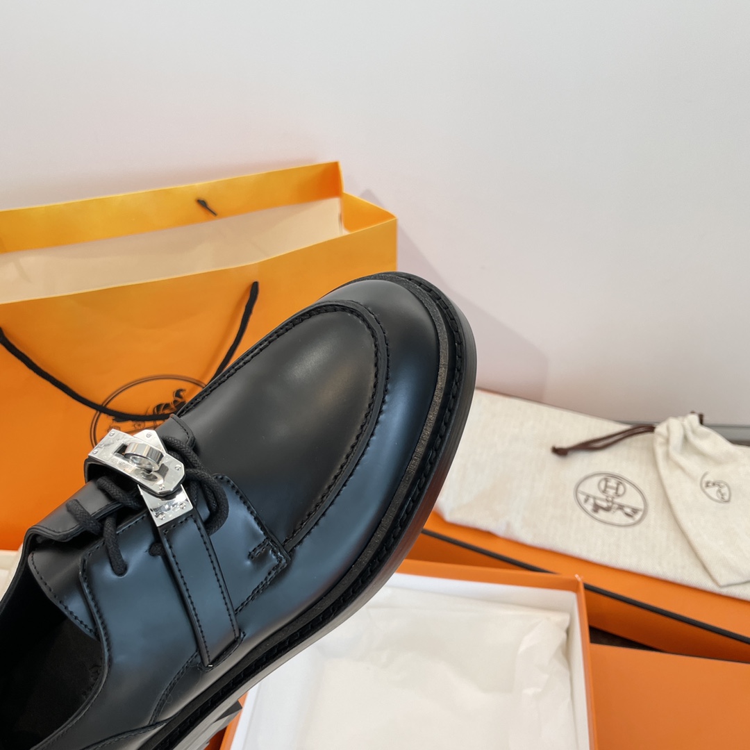 Herm*s First Dirby Shoe Black 35-39