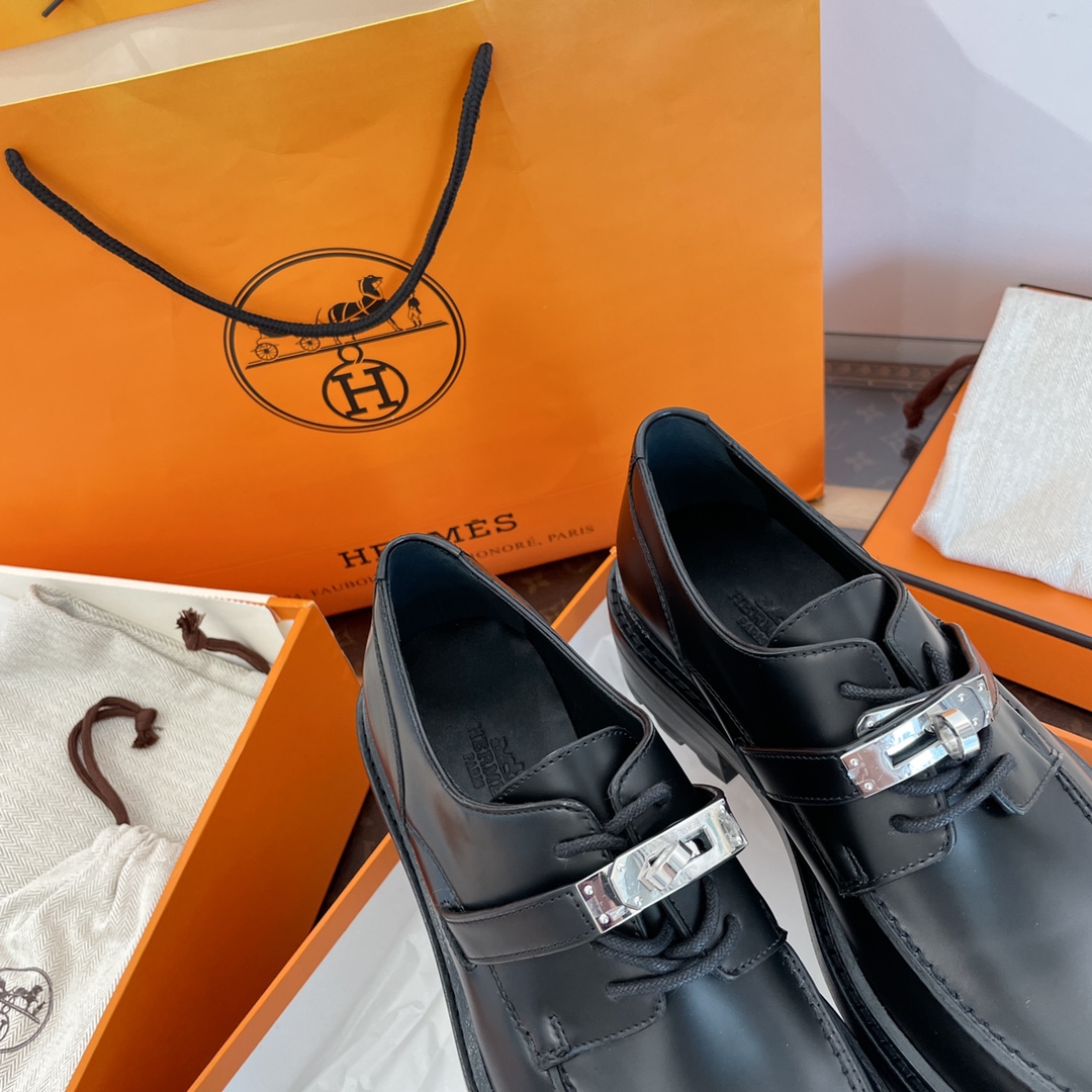 Herm*s First Dirby Shoe Black 35-39