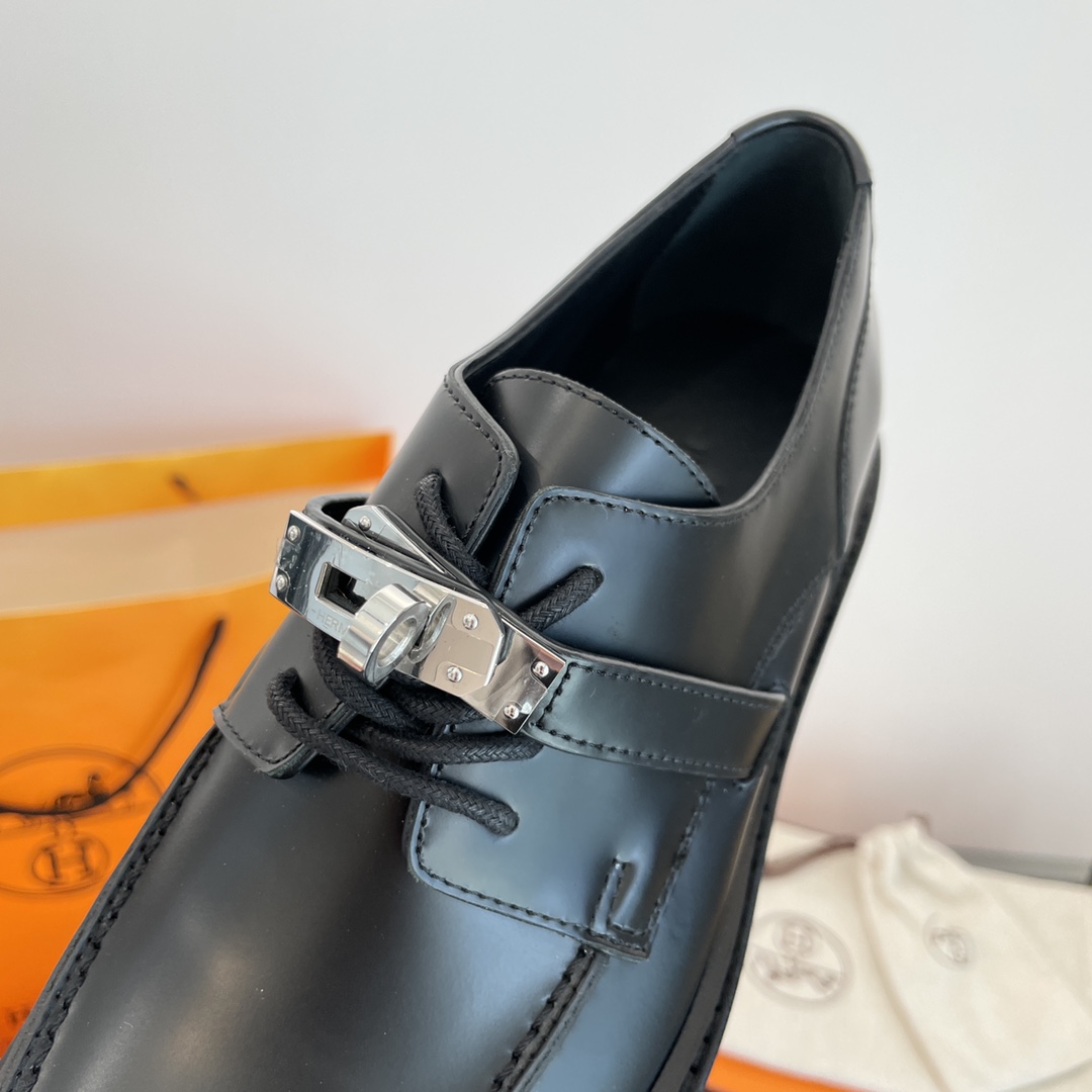 Herm*s First Dirby Shoe Black 35-39