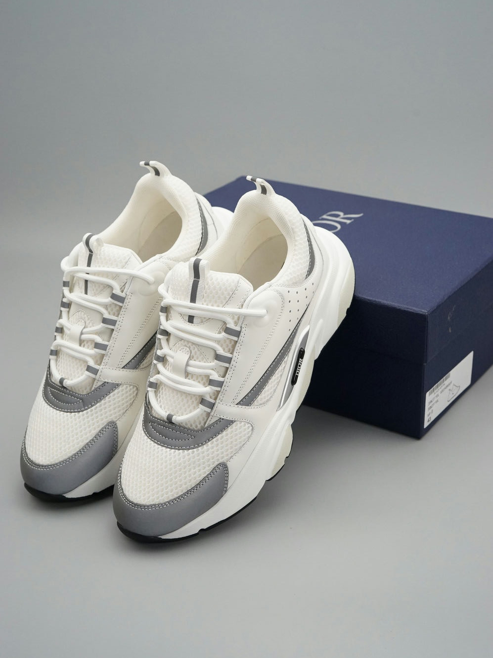 D1or B22 Sneaker White M39-46