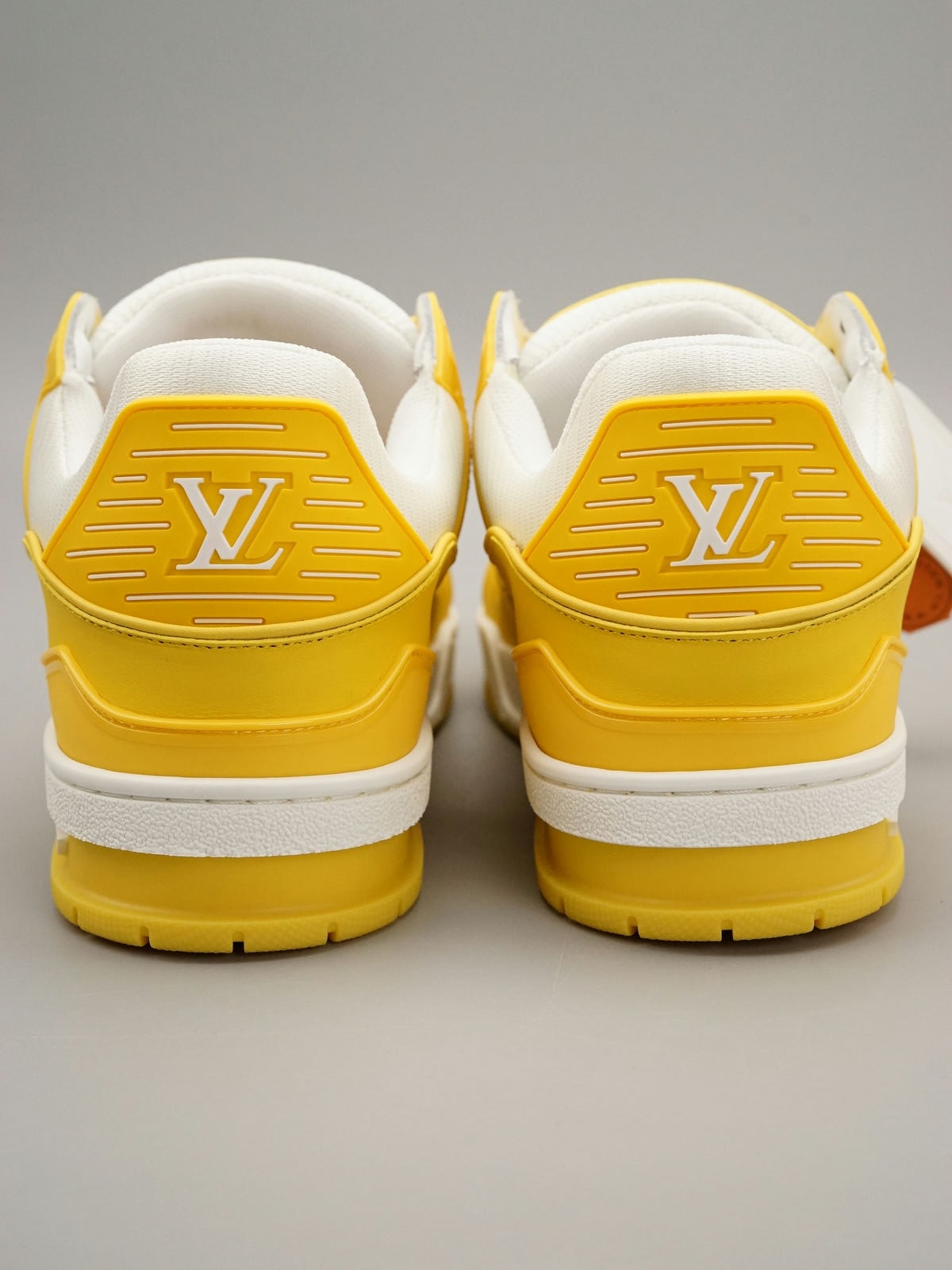 Lou1s Vuitton 1V Trainer Jaune 1AA6XV 36-45