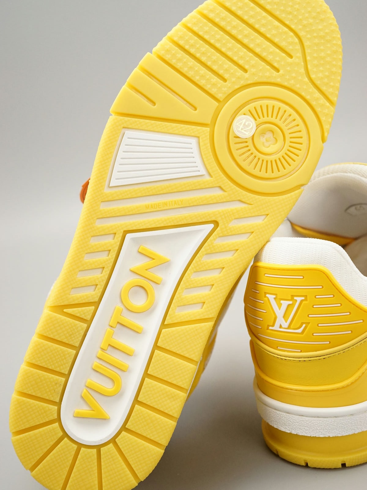 Lou1s Vuitton 1V Trainer Jaune 1AA6XV 36-45