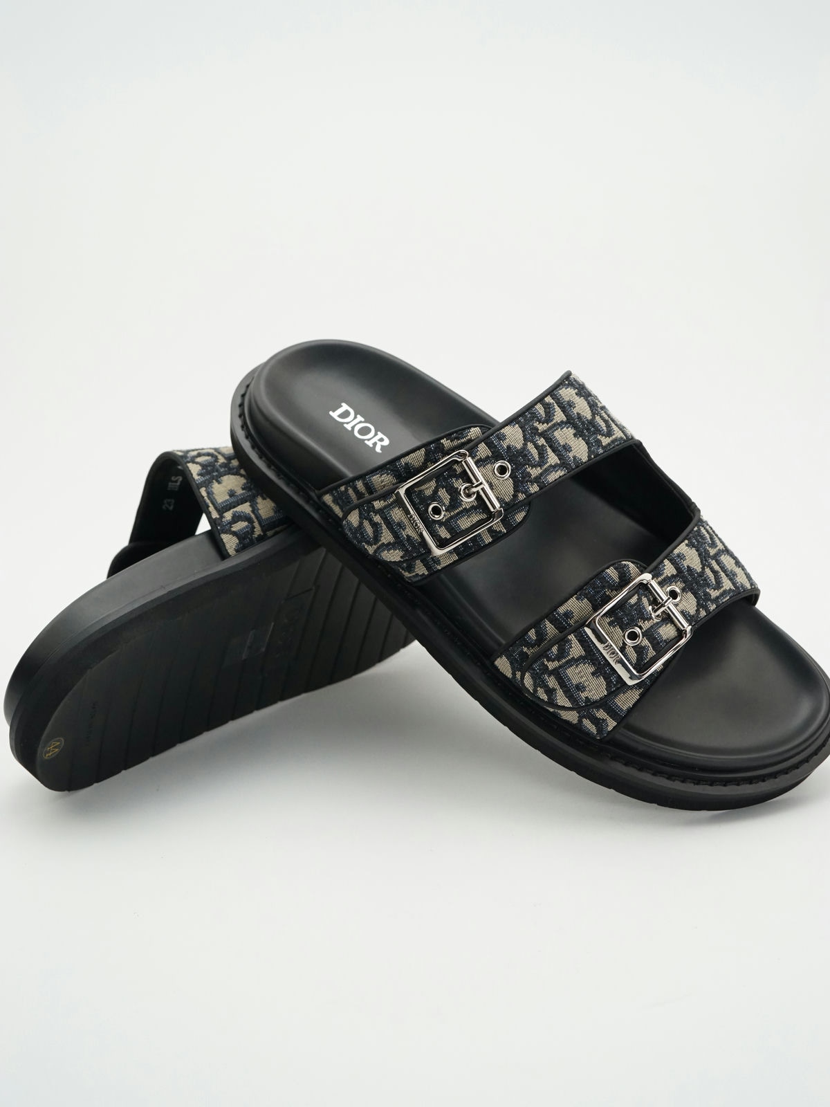 Dior Aqua Sandal Beige and Black Oblique 3SA135ZSA_H561