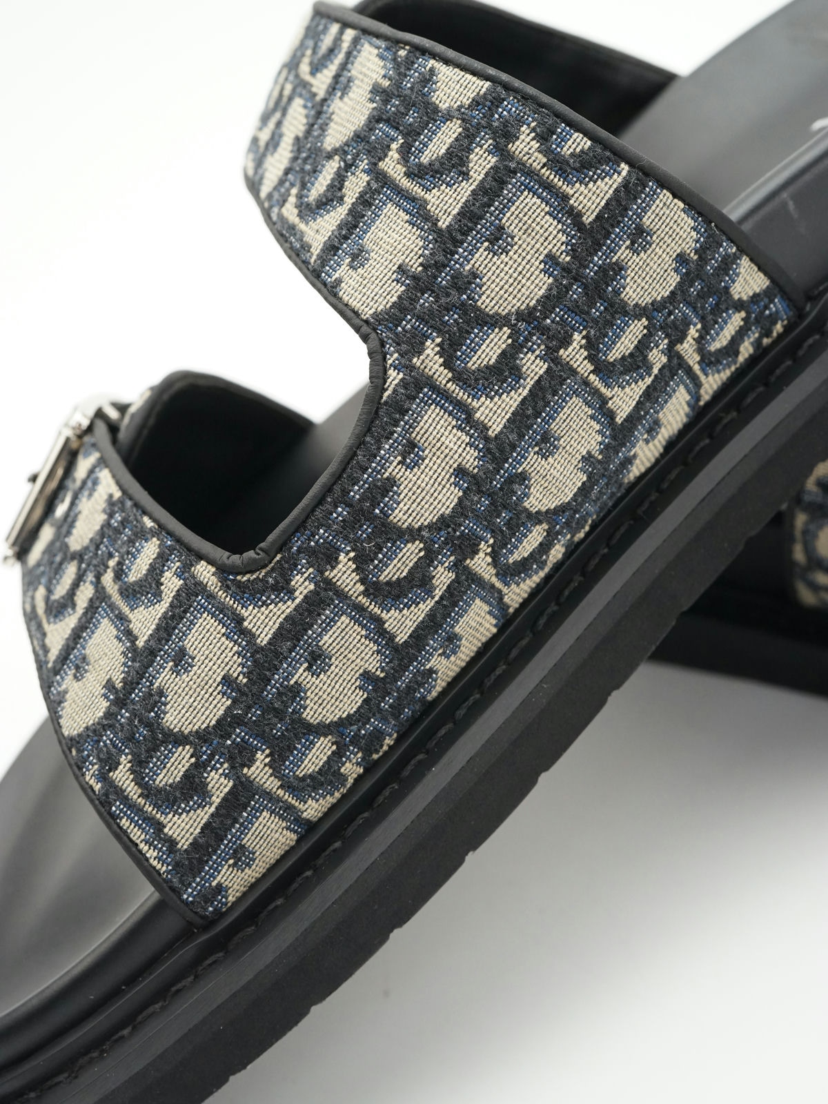 Dior Aqua Sandal Beige and Black Oblique 3SA135ZSA_H561