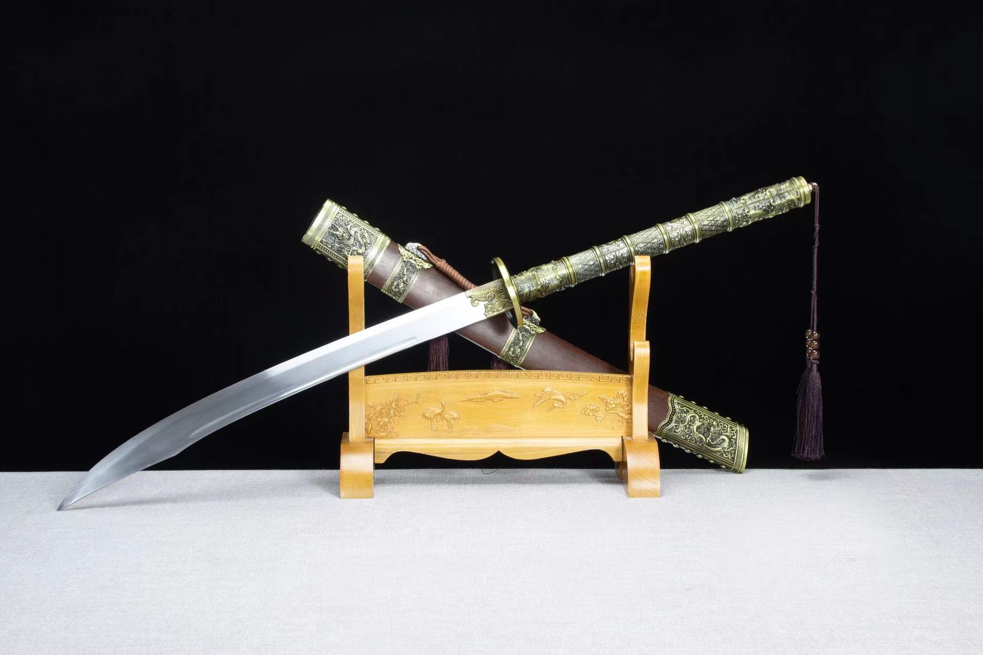 中国竜 武具 舞踊刀 古兵器 龍泉剣 中国竜 武具 舞踊刀 古兵器 龍泉剣