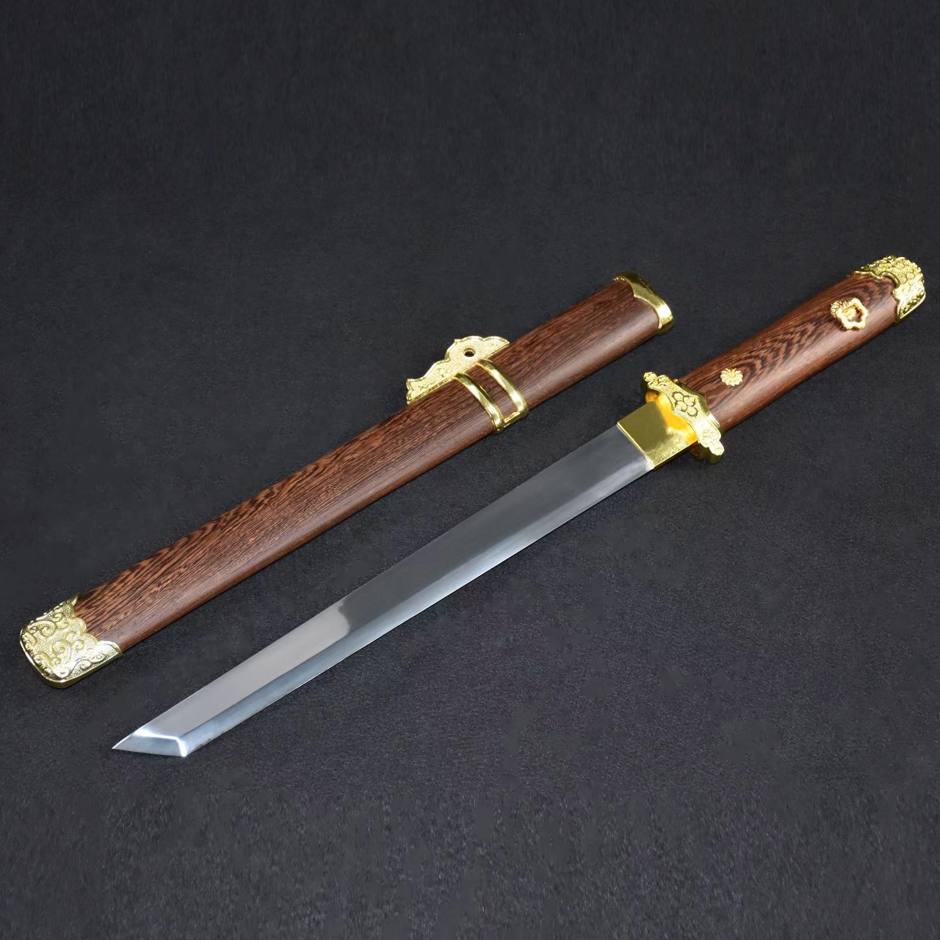 9f06fc1c904d1f34f8d66541aef6e3