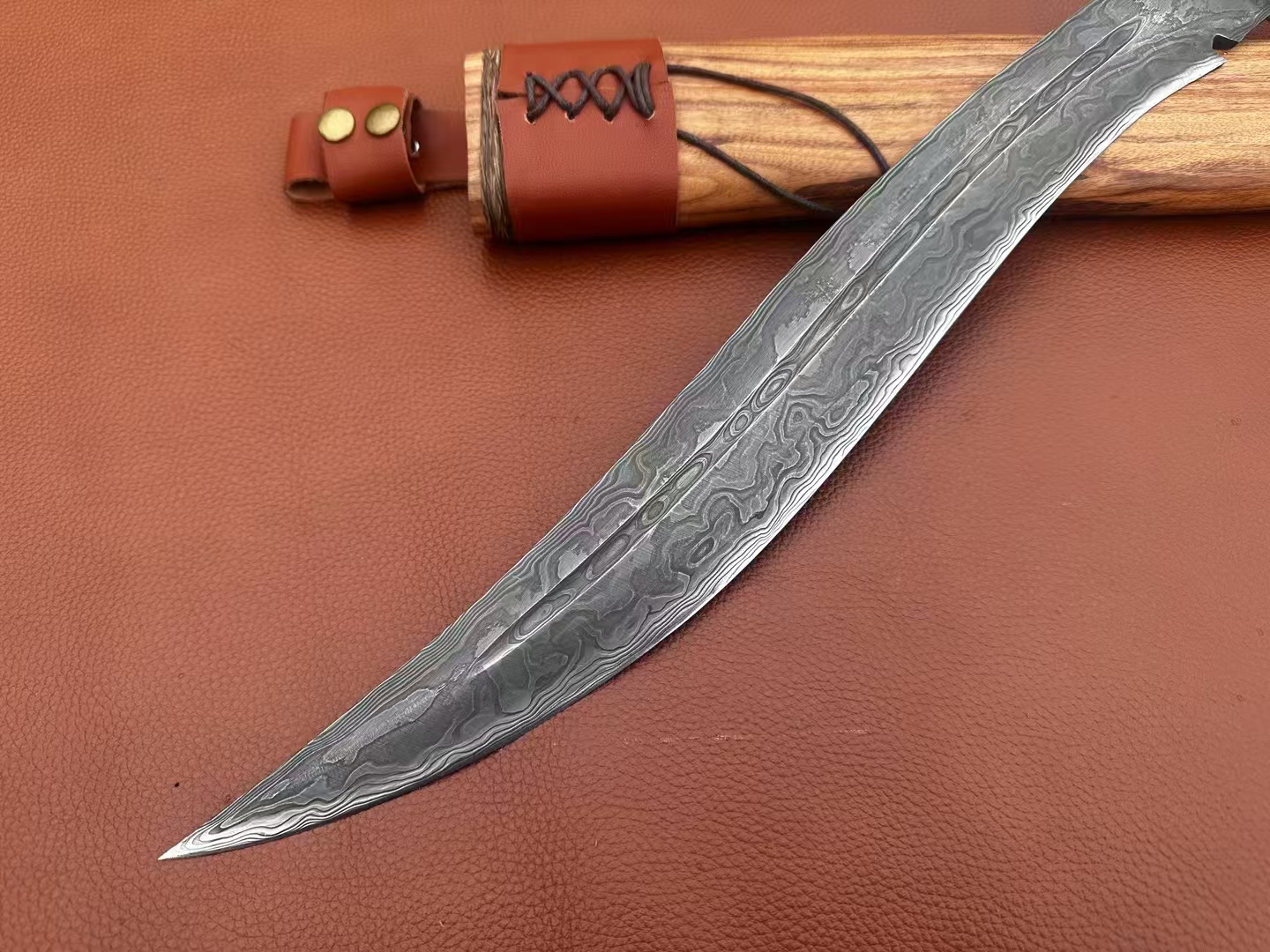 ウェーブカッタ ポーランド翼刀 騎兵刀 古兵器 武具 冷兵器 手鍛造打 鋼刀 ウェーブカッタ ポーランド翼刀 騎兵刀 古兵器 武具 冷兵器 手鍛造打 鋼