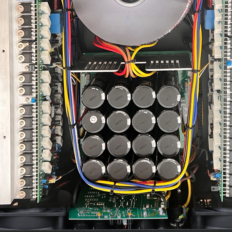 MT-21500 MT SERIES PROFESSIONAL POWER AMPLIFIER