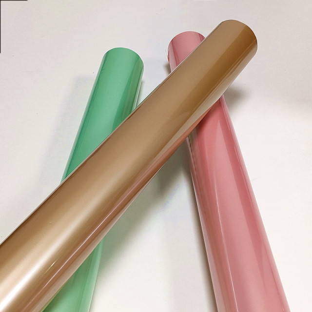 Pearlescent color hot stamp foil