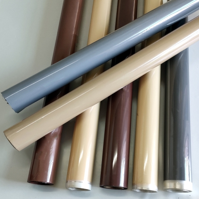 Matte pigmented foils for paper and plastics