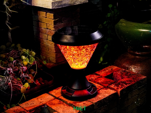 HIET Solar Light โคมไฟหัวเสา Round RGB + ขั้ว E14