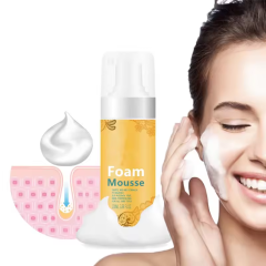 Hydrating and Whitening Facial Cleanser