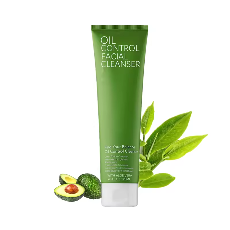 Daily Moisturizing Facial Cleanser for Dry Skin