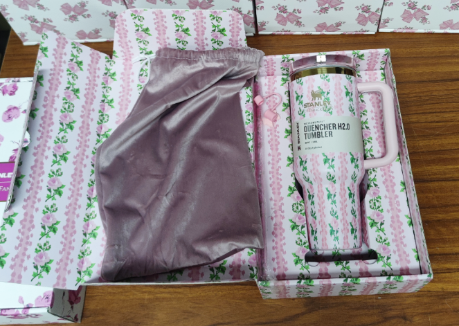 Fiona Mother's Day 40oz Bow Flower Printed Travel Tumblers with Logo China Warehouse Stocked