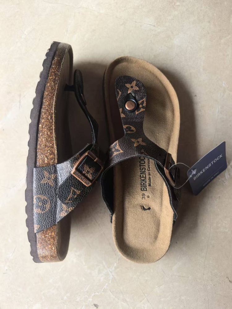 Different Patterns Birkenstock Sandal Shipped From China By Sea