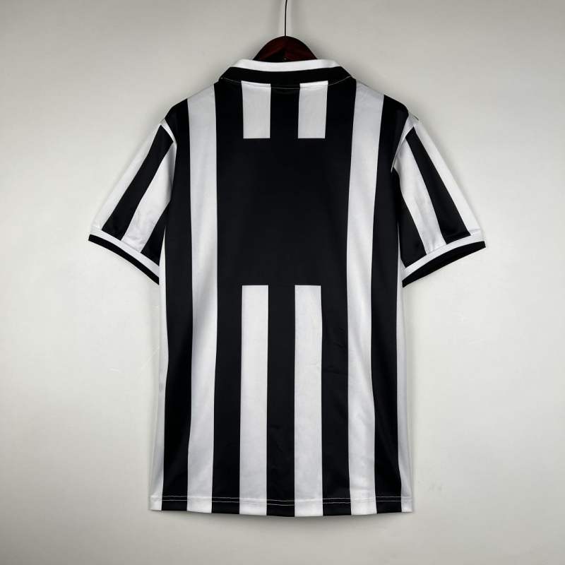 Juventus Retro Jersey Home 1996/97