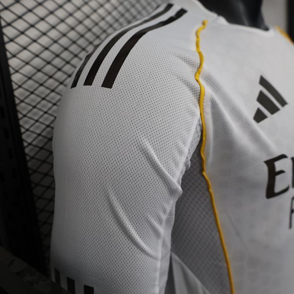 2025/26 Real Madrid Home Jersey Long Sleeve Player Version 