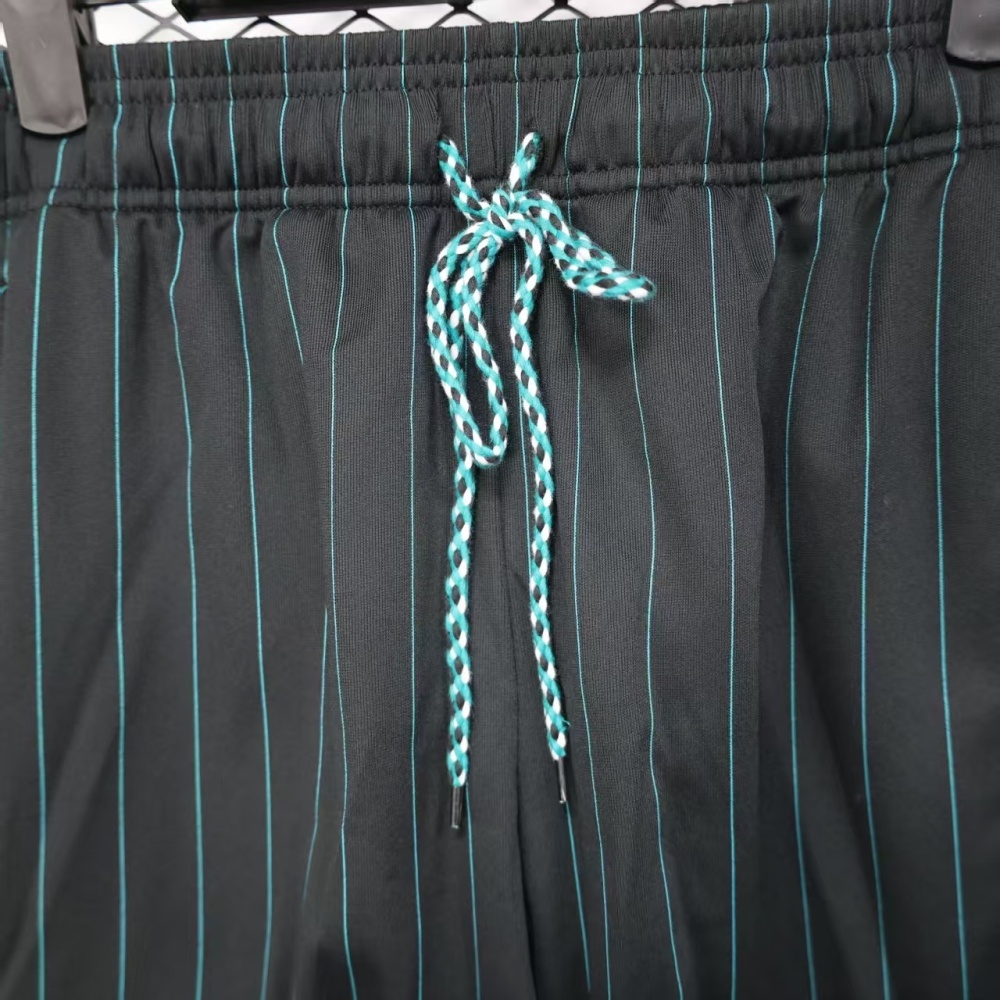 2025/26 Liverpool Retro Casual Black Shorts
