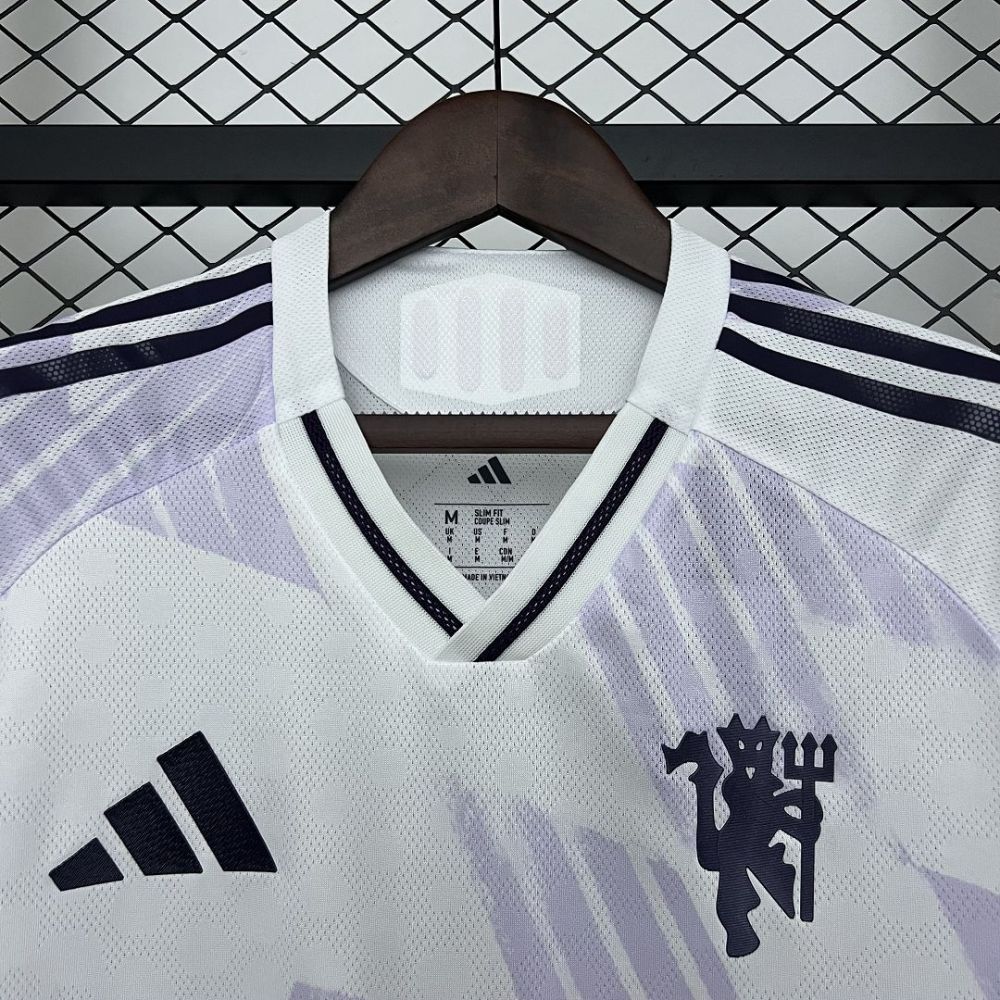 2025/26 Manchester United Away Soccer Jersey 