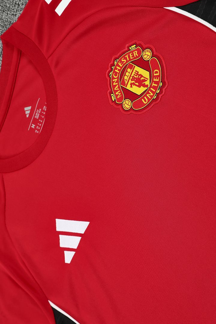 2025/26 Manchester United Short Sleeve Training Suits