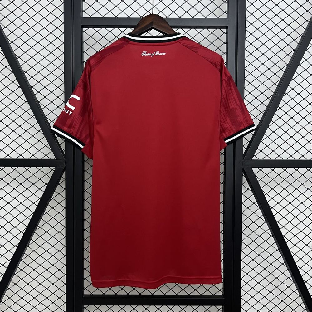 2025/26 Manchester United Home Soccer Jersey