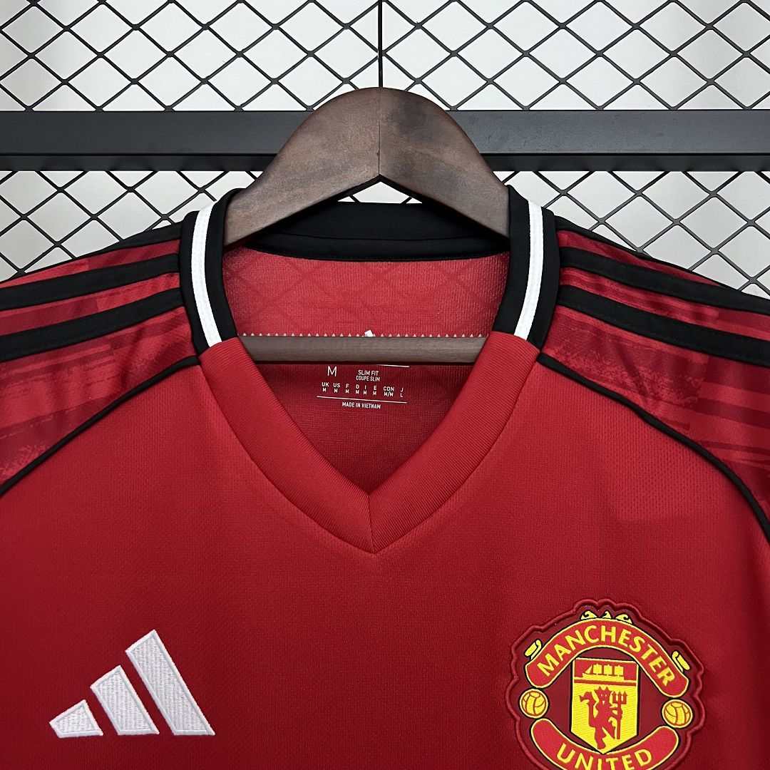 2025/26 Manchester United Home Soccer Jersey