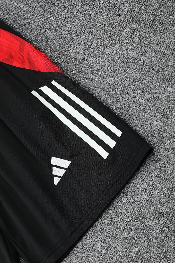 2025/26 Manchester United Short Sleeve Training Suits